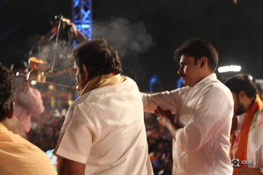 Pawan-Kalyan-At-Koti-Deepotsavam